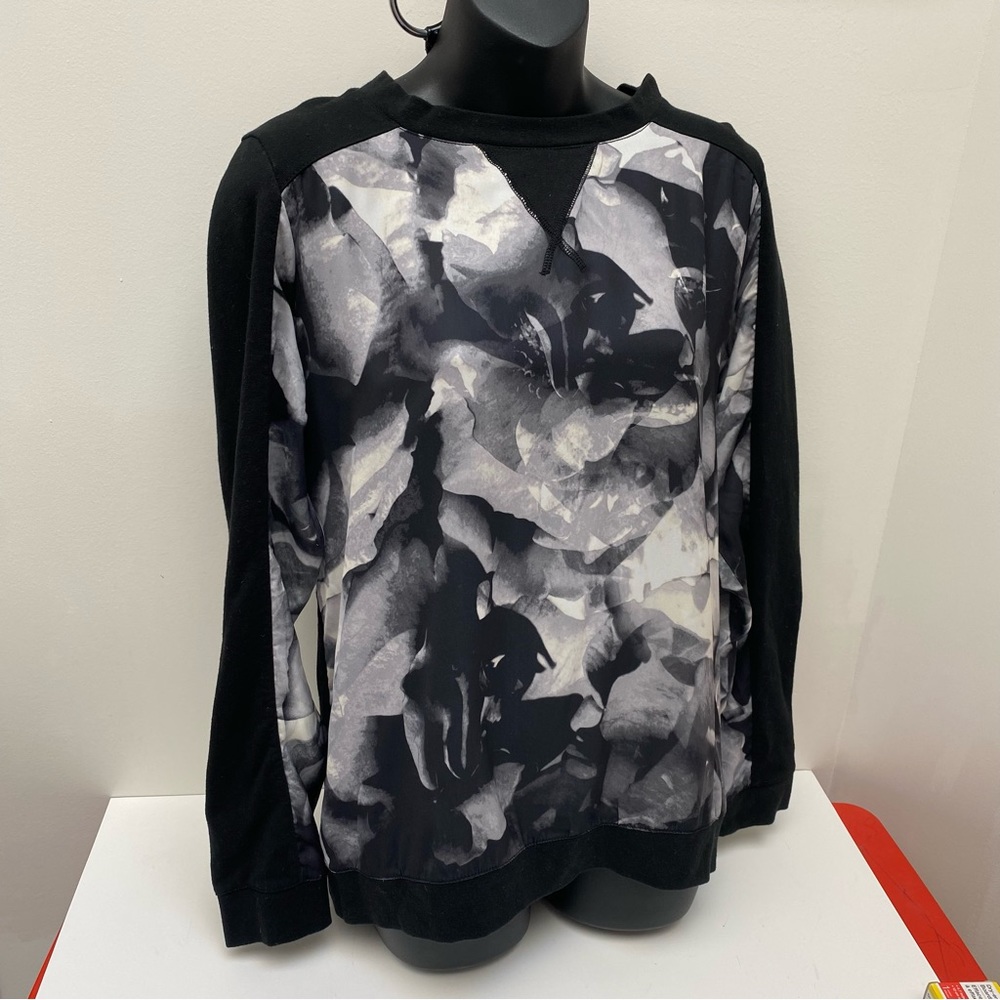 Mossimo black abstract/ floral print Sweatshirt